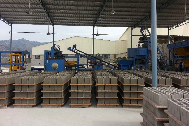 Đẩy mạnh xử lý, sử dụng tro, xỉ, thạch cao làm nguyên liệu sản xuất vật liệu xây dựng day manh xu ly su dung tro xi thach cao lam nguyen lieu san xuat vat lieu xay dung