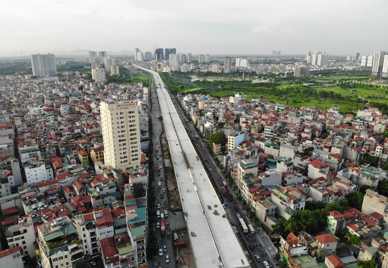 ha noi gap rut thi cong duong vanh dai 3 tren cao truoc ngay thong xe