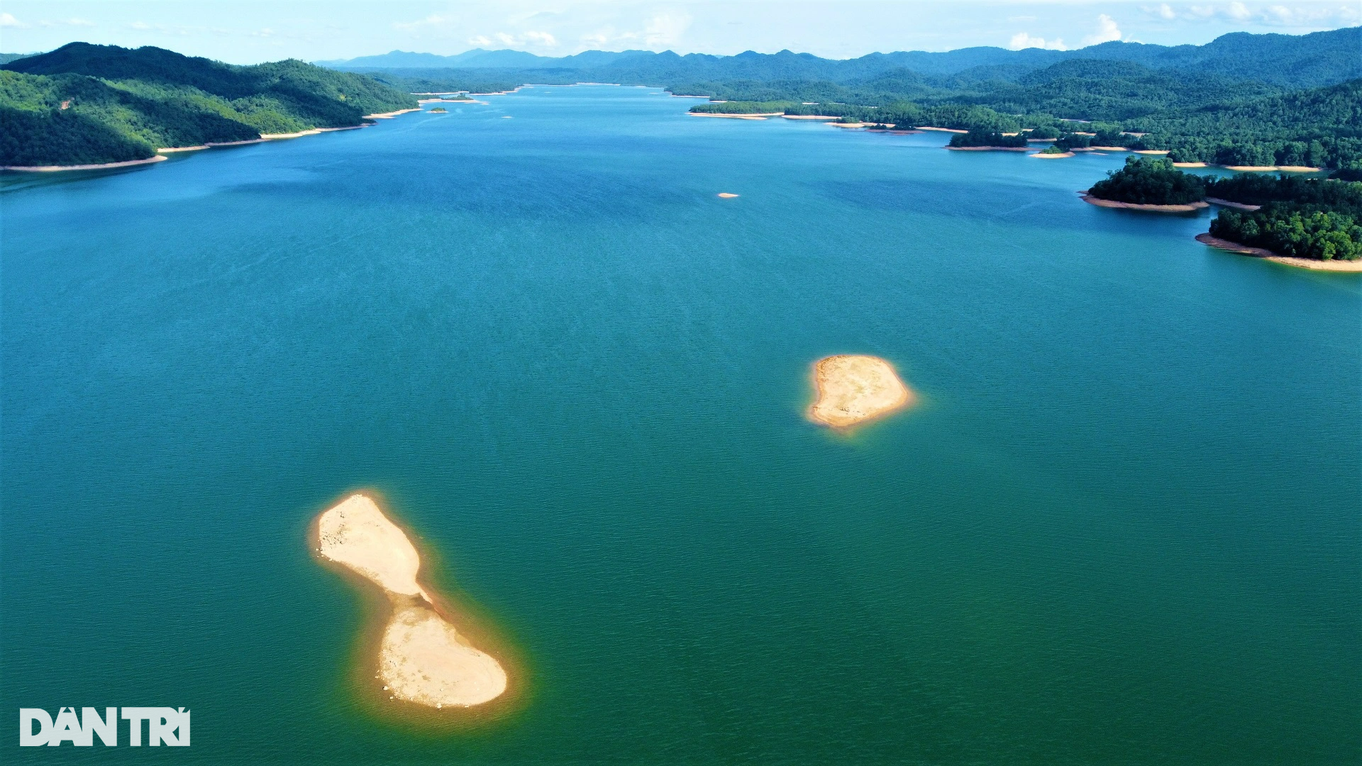 den tho co tong bi thu le duan giua long ho ke go