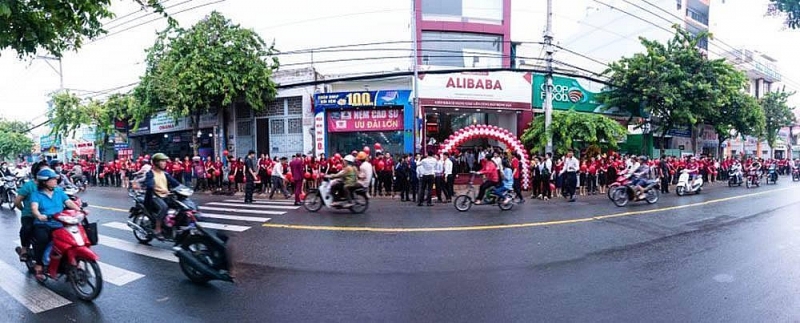 dia oc alibaba chuyen kho tin va kich ban 5 buoc khien nghin nguoi sap bay