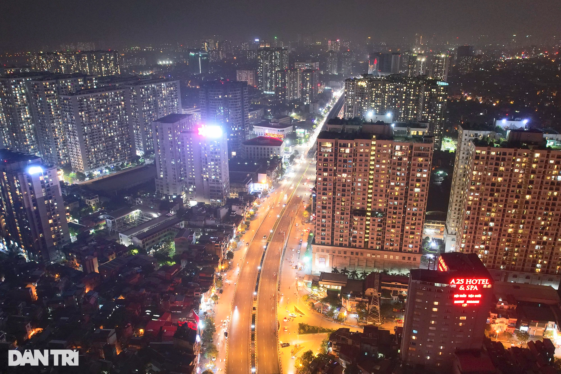 ha noi ruc sang ve dem
