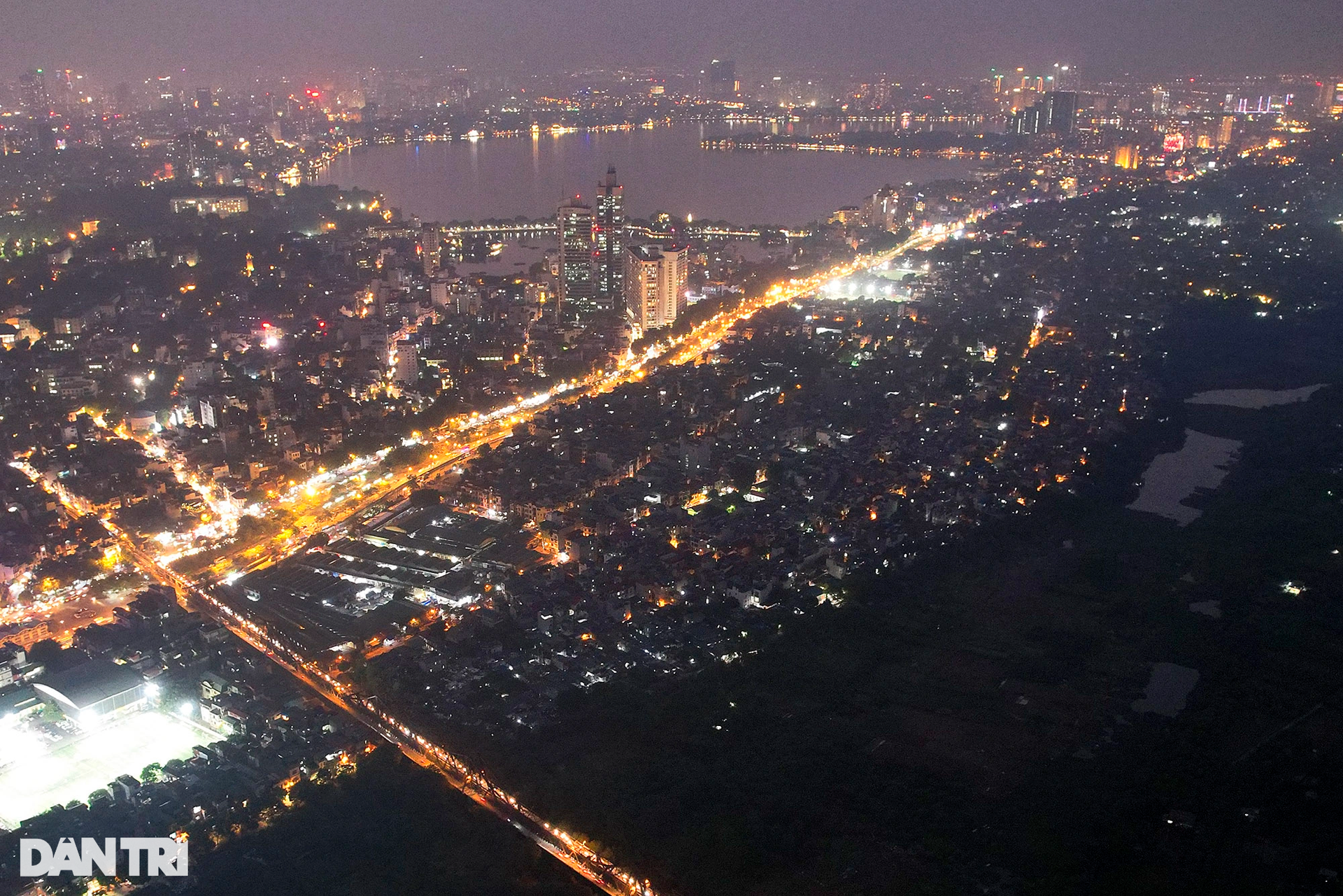 ha noi ruc sang ve dem