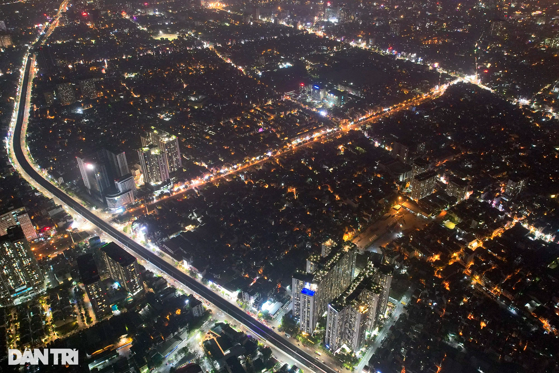 ha noi ruc sang ve dem