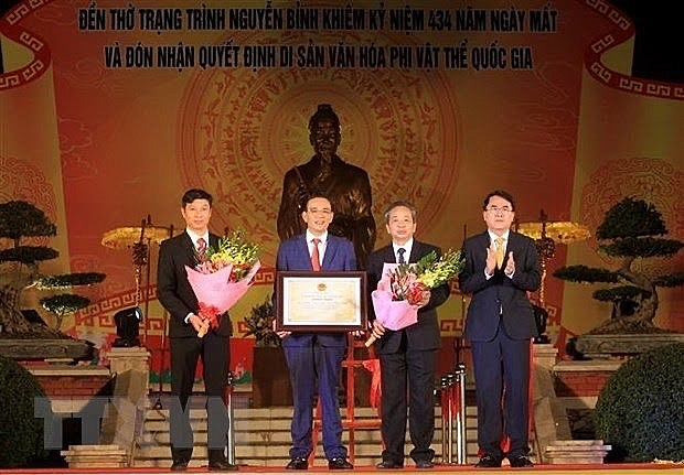Lễ hội Đền thờ Danh nhân văn hoá Nguyễn Bỉnh Khiêm được công nhận là Di sản văn hoá phi vật thể Quốc gia le hoi den tho danh nhan van hoa nguyen binh khiem duoc cong nhan la di san van hoa phi vat the quoc gia