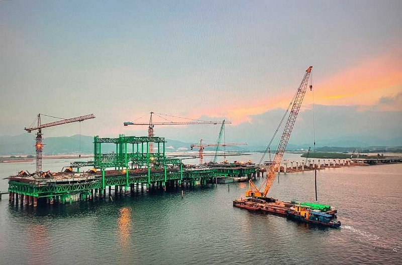 quang ninh dat muc tieu tang truong grdp tren 10 nam 2022