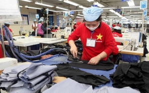 Đi l&agrave;m ng&agrave;y lễ 30/4-1/5, lương thưởng t&iacute;nh thế n&agrave;o?