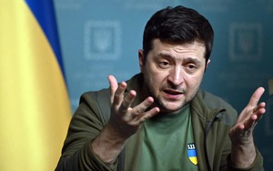 Nga đưa Tổng thống Ukraine v&agrave;o danh s&aacute;ch truy n&atilde;