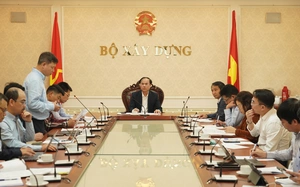 Khẩn trương ho&agrave;n thiện quy chuẩn an to&agrave;n đối với chung cư c&oacute; lắp đặt trạm sạc xe điện