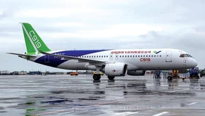 M&aacute;y bay Trung Quốc tham vọng cạnh tranh với Airbus, Boeing