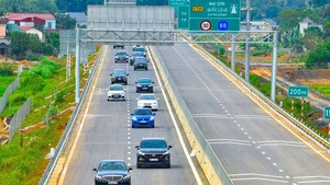 Thứ trưởng Bộ GTVT:Gắn tr&aacute;ch nhiệm người đứng đầu trong cải c&aacute;ch h&agrave;nh ch&iacute;nh- Ảnh 5.