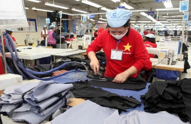 Đi l&agrave;m ng&agrave;y lễ 30/4-1/5, lương thưởng t&iacute;nh thế n&agrave;o?- Ảnh 1.