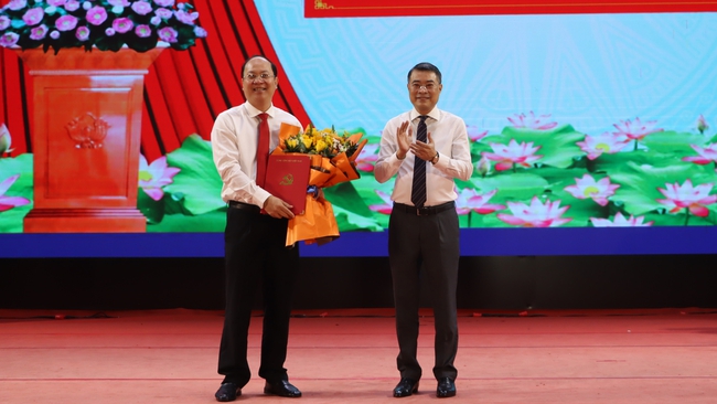 &Ocirc;ng Nguyễn Hồ Hải giữ chức B&iacute; thư Tỉnh ủy C&agrave; Mau - Ảnh 1.