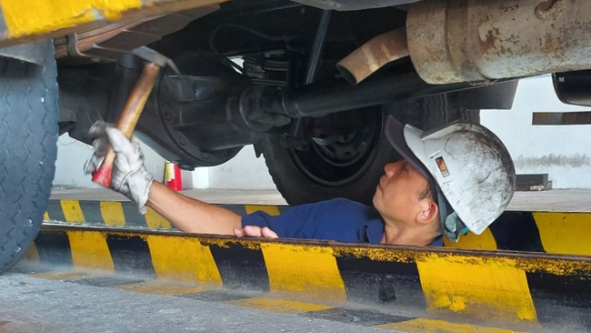 Bạc Li&ecirc;u: Sợ d&iacute;nh phạt nguội, người d&acirc;n chủ động đăng kiểm trước hạn- Ảnh 2.