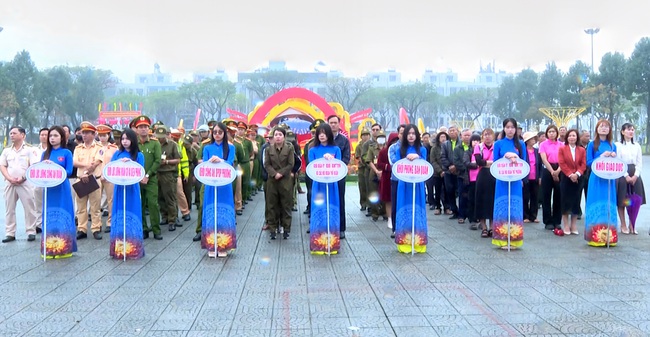 Đ&agrave; Nẵng ra qu&acirc;n đảm bảo trật tự an to&agrave;n giao th&ocirc;ng năm 2025- Ảnh 1.
