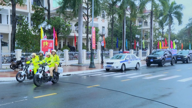 Đ&agrave; Nẵng ra qu&acirc;n đảm bảo trật tự an to&agrave;n giao th&ocirc;ng năm 2025- Ảnh 2.