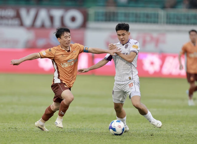 V-League: HAGL thắng kh&oacute; tin trước B&igrave;nh Dương, Nam Định dễ d&agrave;ng vượt ải Hải Ph&ograve;ng- Ảnh 1.