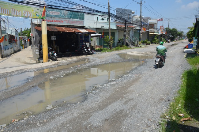 Tuyến đường Nguyễn Th&aacute;i Học hơn 20 năm tuổi ở Trảng D&agrave;i sắp được n&acirc;ng cấp - Ảnh 3.