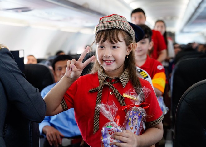 Vietjet chắp c&aacute;nh giấc mơ bay cho c&aacute;c phi c&ocirc;ng, tiếp vi&ecirc;n "nh&iacute;" nh&acirc;n 1/6
- Ảnh 5.