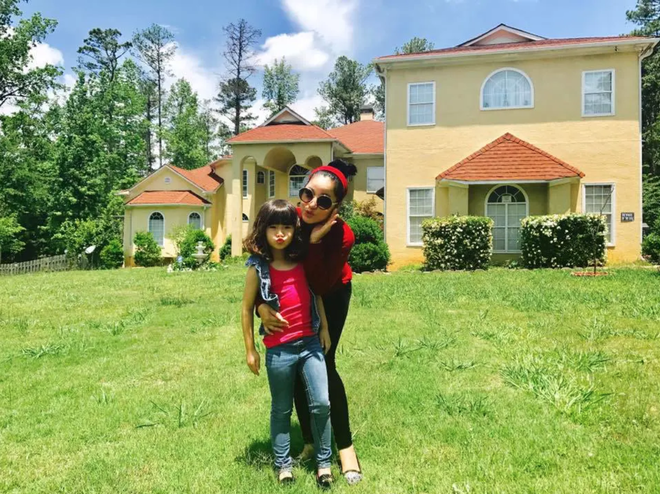 Lộ danh tính đại gia ngầm đứng sau danh hài Thúy Nga - Ảnh 2. Lộ danh tính đại gia ngầm đứng sau danh hài Thúy Nga - Ảnh 2.