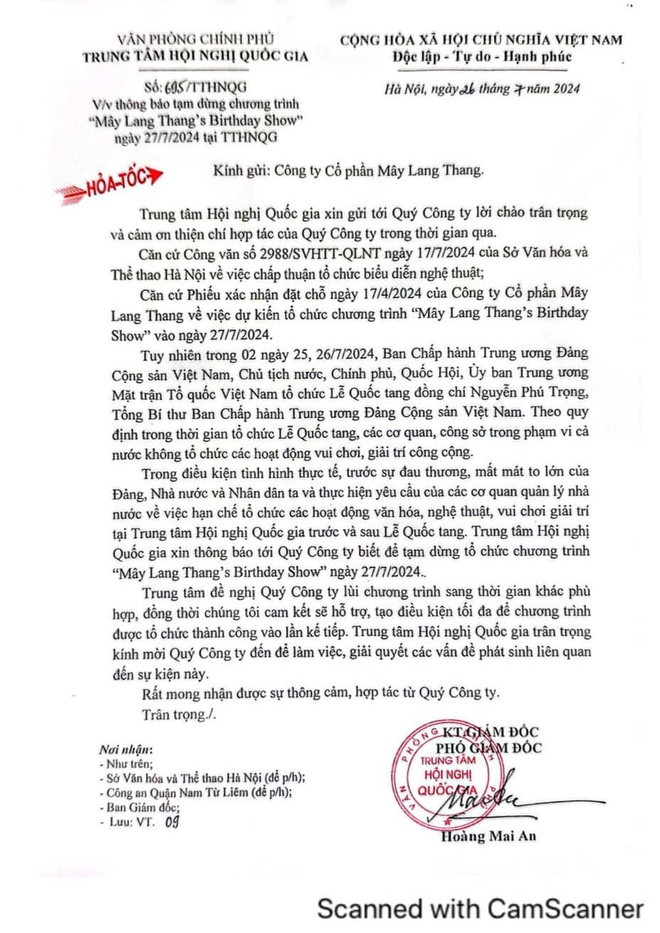 BTC show diễn M&acirc;y lang thang bị chỉ tr&iacute;ch v&igrave; ứng xử k&eacute;m duy&ecirc;n- Ảnh 1.