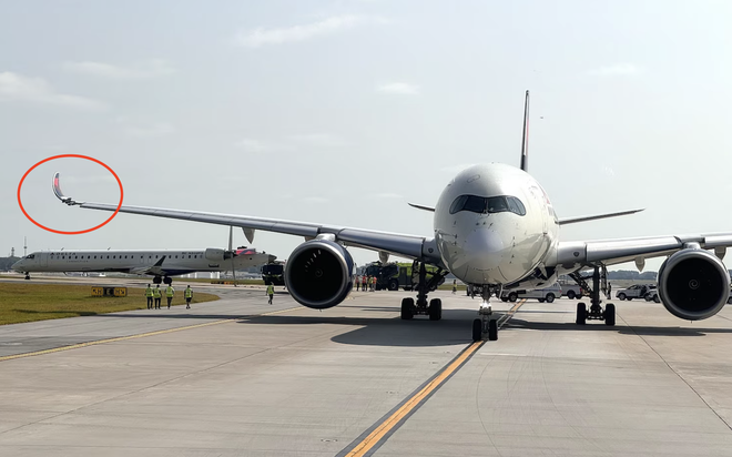 Mỹ: Hai máy bay chở gần 300 hành khách va chạm trên đường băng- Ảnh 2. Mỹ: Hai máy bay chở gần 300 hành khách va chạm trên đường băng- Ảnh 2.