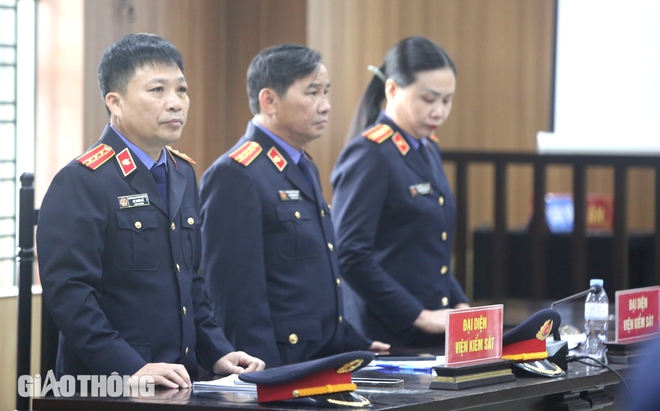 Tuy&ecirc;n &aacute;n cựu B&iacute; thư tỉnh ủy Thanh H&oacute;a Trịnh Văn Chiến c&ugrave;ng đồng phạm- Ảnh 3.