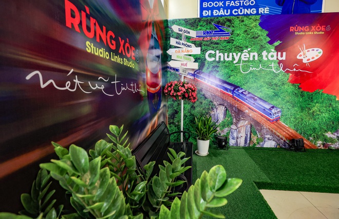 Ga Long Bi&ecirc;n, H&agrave; Nội trang ho&agrave;ng rực rỡ đ&oacute;n Tết- Ảnh 13.