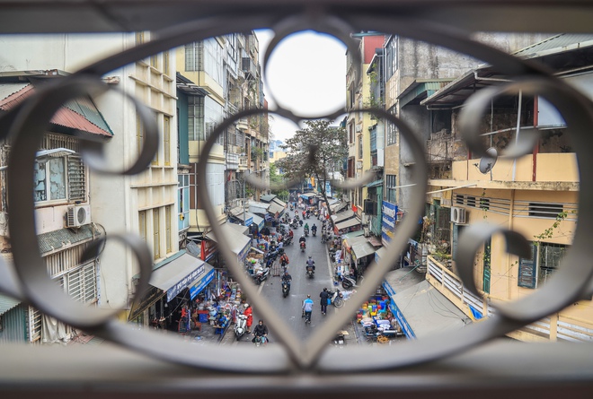 Ga Long Bi&ecirc;n, H&agrave; Nội trang ho&agrave;ng rực rỡ đ&oacute;n Tết- Ảnh 6.