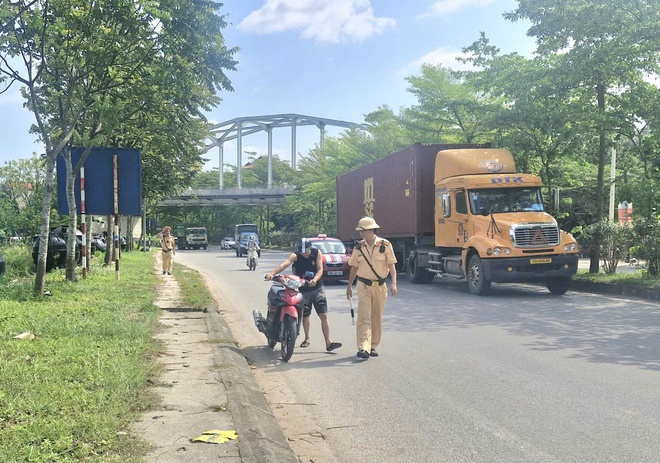 Nhiều thợ x&acirc;y ở Bắc Ninh bị xử l&yacute; vi phạm nồng độ cồn- Ảnh 11.