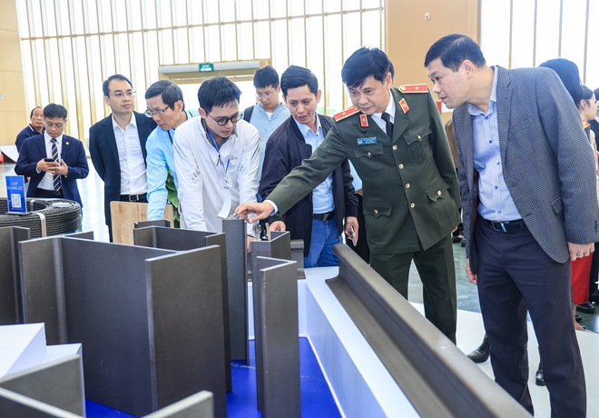 To&agrave;n cảnh triển l&atilde;m quốc tế về c&ocirc;ng nghệ đường sắt- Ảnh 5.