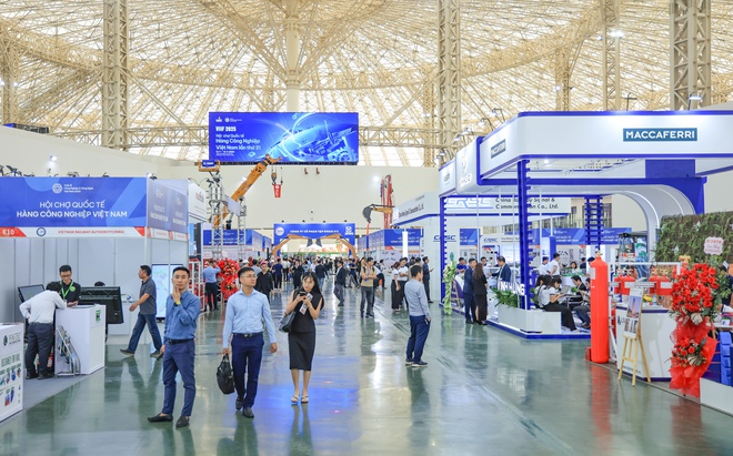 To&agrave;n cảnh triển l&atilde;m quốc tế về c&ocirc;ng nghệ đường sắt- Ảnh 18.