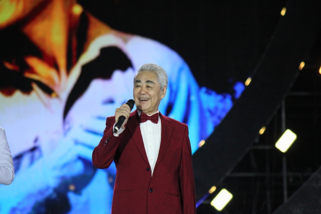 "Đất mỏ anh h&ugrave;ng" &ndash; Đ&ecirc;m nghệ thuật tri &acirc;n thợ mỏ, rực s&aacute;ng Quảng Ninh- Ảnh 2.