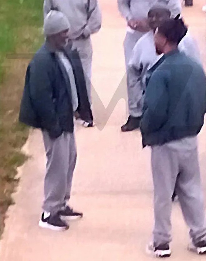 "Tr&ugrave;m nhạc rap" Diddy gầy rộc, r&acirc;u bạc trắng khi ở trong t&ugrave;- Ảnh 3.