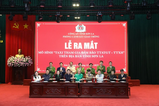 Sơn La triển khai m&ocirc; h&igrave;nh taxi bảo đảm trật tự an to&agrave;n giao th&ocirc;ng- Ảnh 3.
