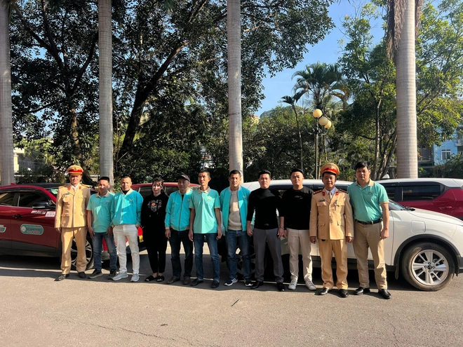 Sơn La triển khai m&ocirc; h&igrave;nh taxi bảo đảm trật tự an to&agrave;n giao th&ocirc;ng- Ảnh 5.