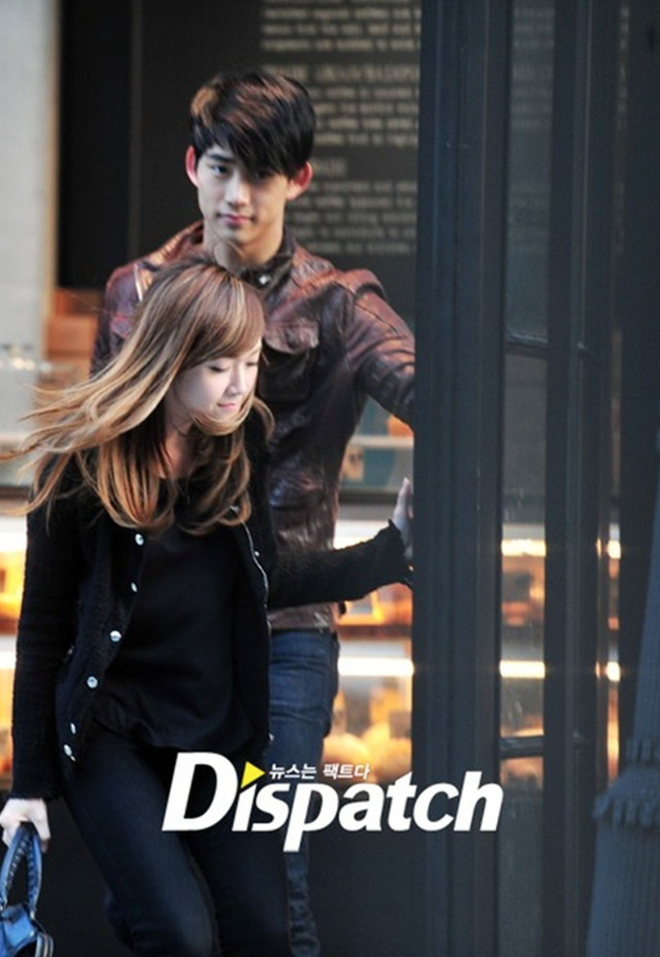 Nam idol Ok Taecyeon (2PM) lộ ảnh cầu hôn bạn gái ở Paris- Ảnh 10. Nam idol Ok Taecyeon (2PM) lộ ảnh cầu hôn bạn gái ở Paris- Ảnh 10.