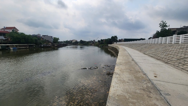 Bắc Ninh: Người dân bên bờ đê hữu Cầu hết nỗi lo nhà sụp xuống sông- Ảnh 2. Bắc Ninh: Người dân bên bờ đê hữu Cầu hết nỗi lo nhà sụp xuống sông- Ảnh 2.