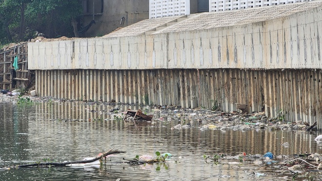 Bắc Ninh: Người dân bên bờ đê hữu Cầu hết nỗi lo nhà sụp xuống sông- Ảnh 3. Bắc Ninh: Người dân bên bờ đê hữu Cầu hết nỗi lo nhà sụp xuống sông- Ảnh 3.