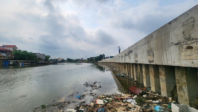 Bắc Ninh: Người dân bên bờ đê hữu Cầu hết nỗi lo nhà sụp xuống sông- Ảnh 5. Bắc Ninh: Người dân bên bờ đê hữu Cầu hết nỗi lo nhà sụp xuống sông- Ảnh 5.