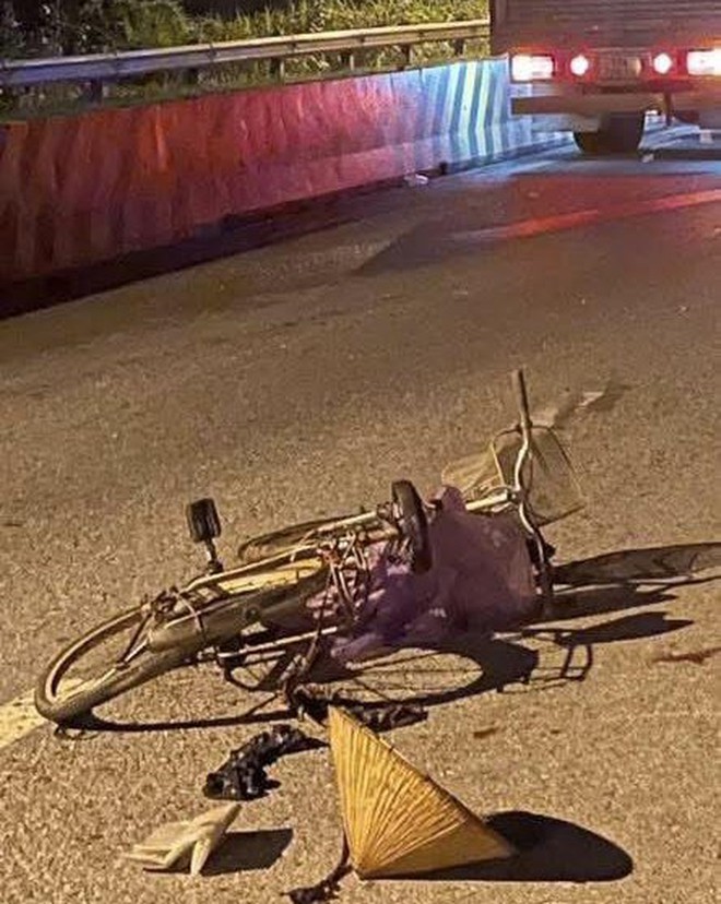 Tìm người thân nữ nạn nhân tử vong sau tai nạn trên quốc lộ 2C qua Vĩnh Phúc- Ảnh 1. Tìm người thân nữ nạn nhân tử vong sau tai nạn trên quốc lộ 2C qua Vĩnh Phúc- Ảnh 1.