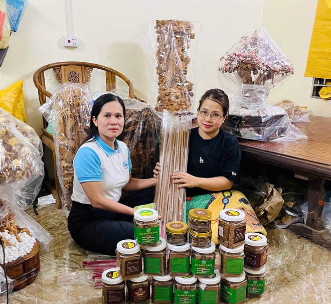 Khắp Thủ đ&ocirc; lung linh "mỗi ngọn nến - một tấm l&ograve;ng" tri &acirc;n c&aacute;c anh h&ugrave;ng liệt sĩ- Ảnh 15.