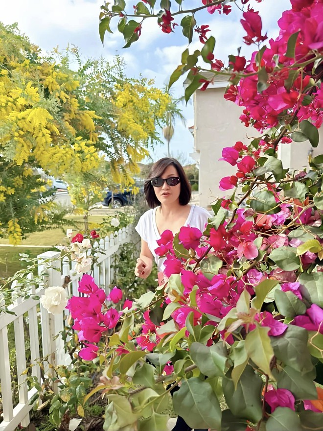 Diễn viên Hồng Đào: "85 tuổi tôi cũng chưa nghỉ hưu"- Ảnh 5. Diễn viên Hồng Đào: "85 tuổi tôi cũng chưa nghỉ hưu"- Ảnh 5.