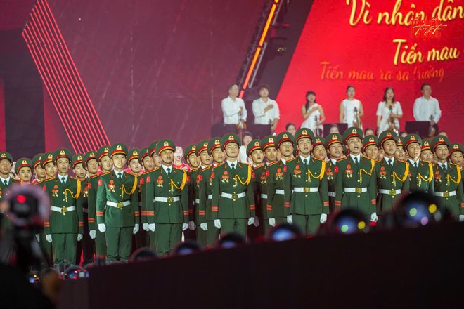 "Tổ quốc trong tim" l&agrave; bản ho&agrave; ca của niềm tự h&agrave;o d&acirc;n tộc- Ảnh 4.