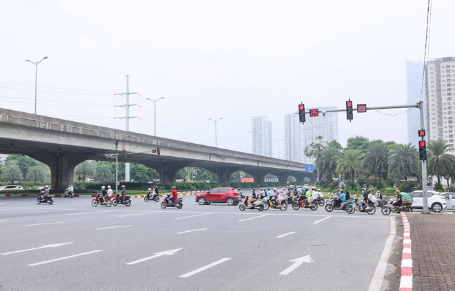 Cửa ng&otilde; H&agrave; Nội th&ocirc;ng tho&aacute;ng trong ng&agrave;y thứ ba nghỉ lễ 2/9- Ảnh 7.