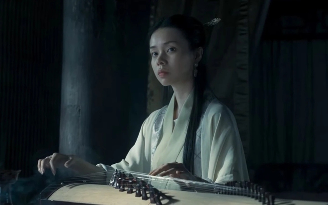 "Mưa đỏ" không có đối thủ tại rạp Việt dịp Quốc khánh 2/9- Ảnh 4. "Mưa đỏ" không có đối thủ tại rạp Việt dịp Quốc khánh 2/9- Ảnh 4.