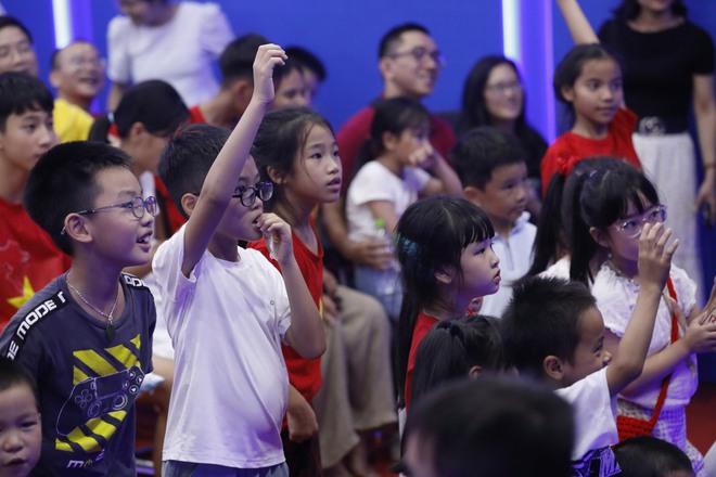 Tăng suất chiếu phim miễn ph&iacute; chi&ecirc;u đ&atilde;i kh&aacute;n giả tại Triển l&atilde;m th&agrave;nh tựu đất nước- Ảnh 3.