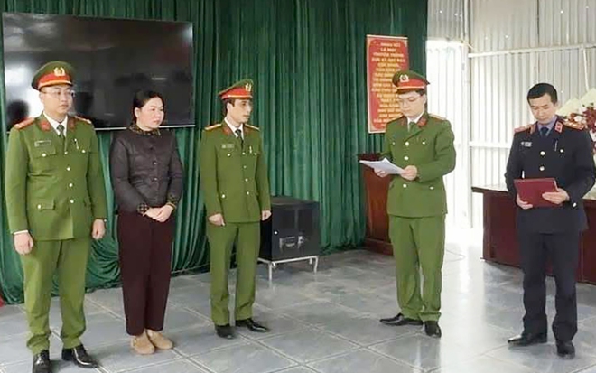 Tuy&ecirc;n Quang: Khởi tố nguy&ecirc;n chủ tịch v&agrave; kế to&aacute;n x&atilde; Pờ Ly Ng&agrave;i- Ảnh 2.