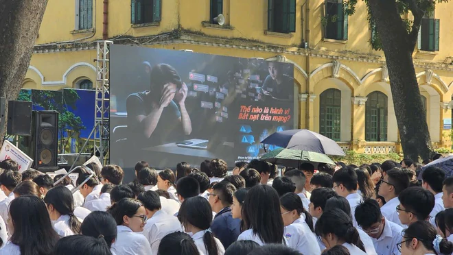 Trường học Hà Nội tăng cường giáo dục pháp luật cho học sinh- Ảnh 6.