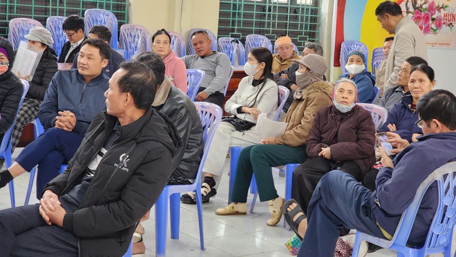 Cận Tết, người dân phấn khởi nhận bồi thường giải phóng mặt bằng sân bay Gia Bình- Ảnh 1. Cận Tết, người dân phấn khởi nhận bồi thường giải phóng mặt bằng sân bay Gia Bình- Ảnh 1.