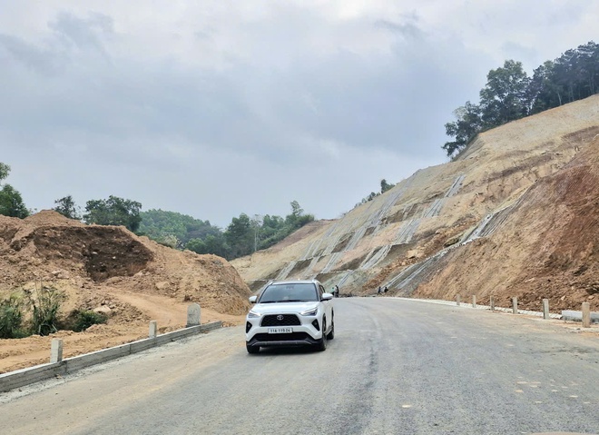 Cận cảnh tuyến tránh thành phố Cao Bằng trước ngày về đích- Ảnh 7. Cận cảnh tuyến tránh thành phố Cao Bằng trước ngày về đích- Ảnh 7.